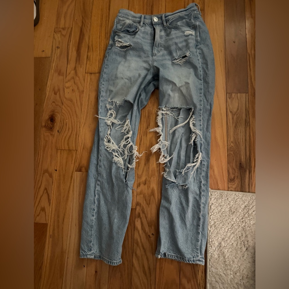 Women high rise skinny jeans with rips